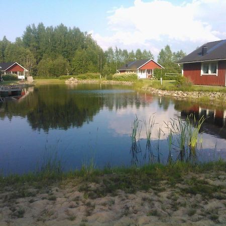 Hannunluhdan Lomamoekit Karijoki Buitenkant foto