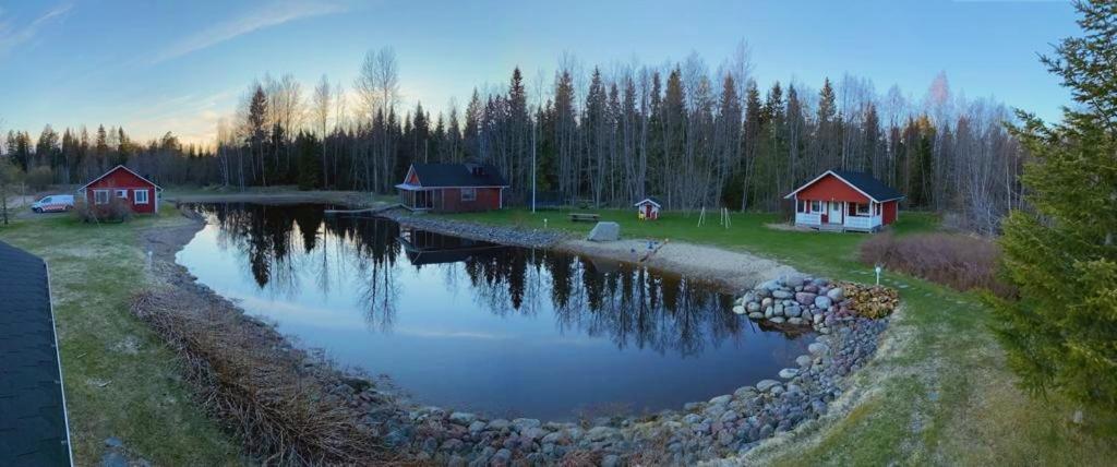 Hannunluhdan Lomamoekit Karijoki Buitenkant foto