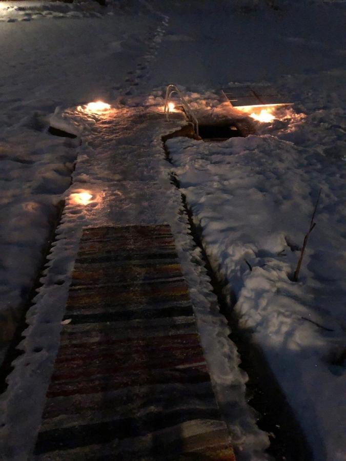 Hannunluhdan Lomamoekit Karijoki Buitenkant foto