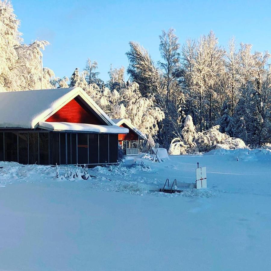 Hannunluhdan Lomamoekit Karijoki Buitenkant foto