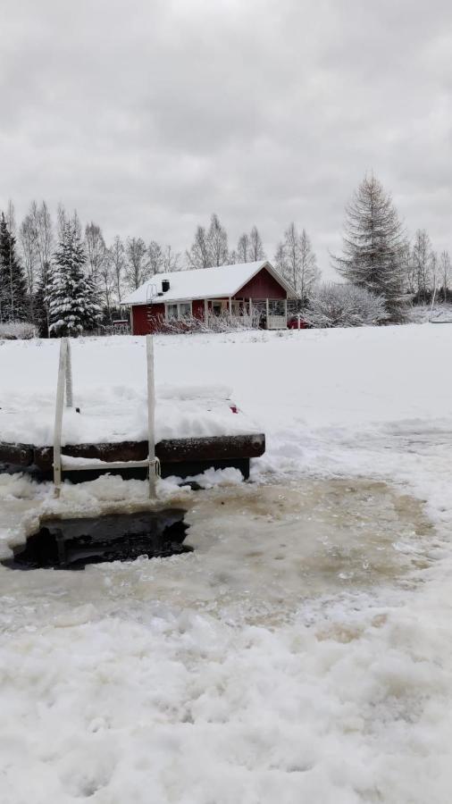 Hannunluhdan Lomamoekit Karijoki Buitenkant foto
