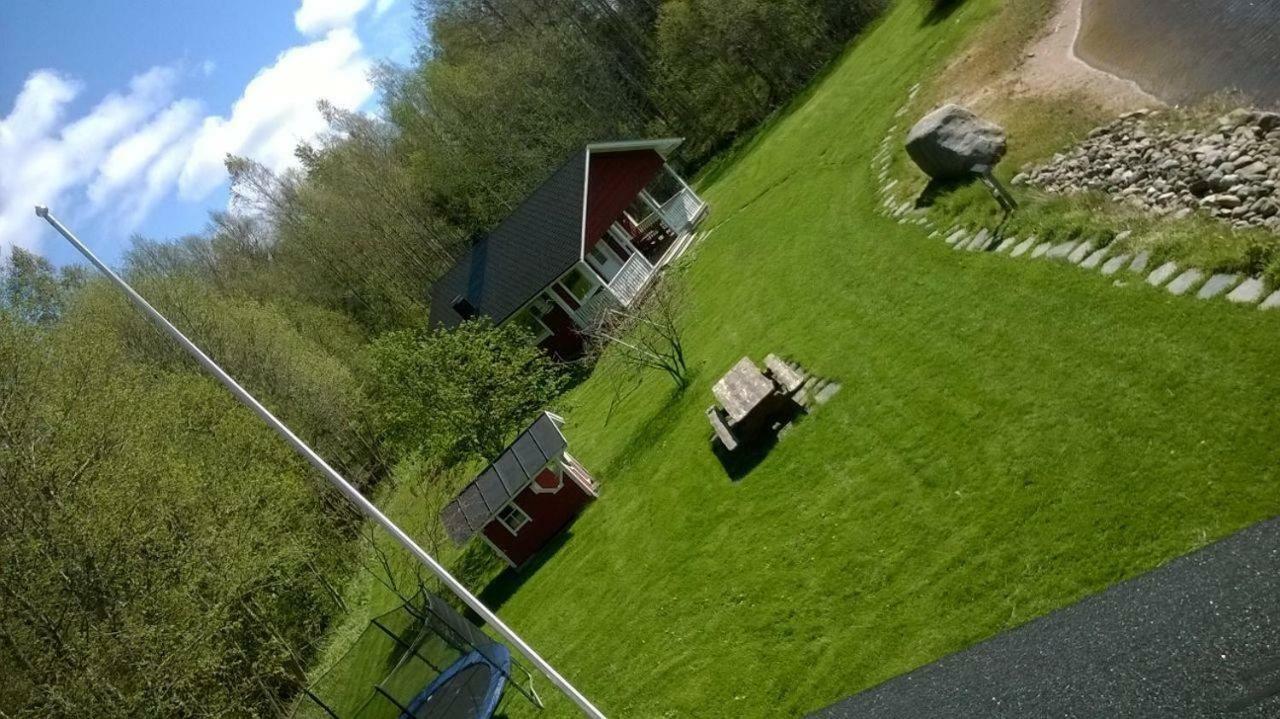 Hannunluhdan Lomamoekit Karijoki Buitenkant foto