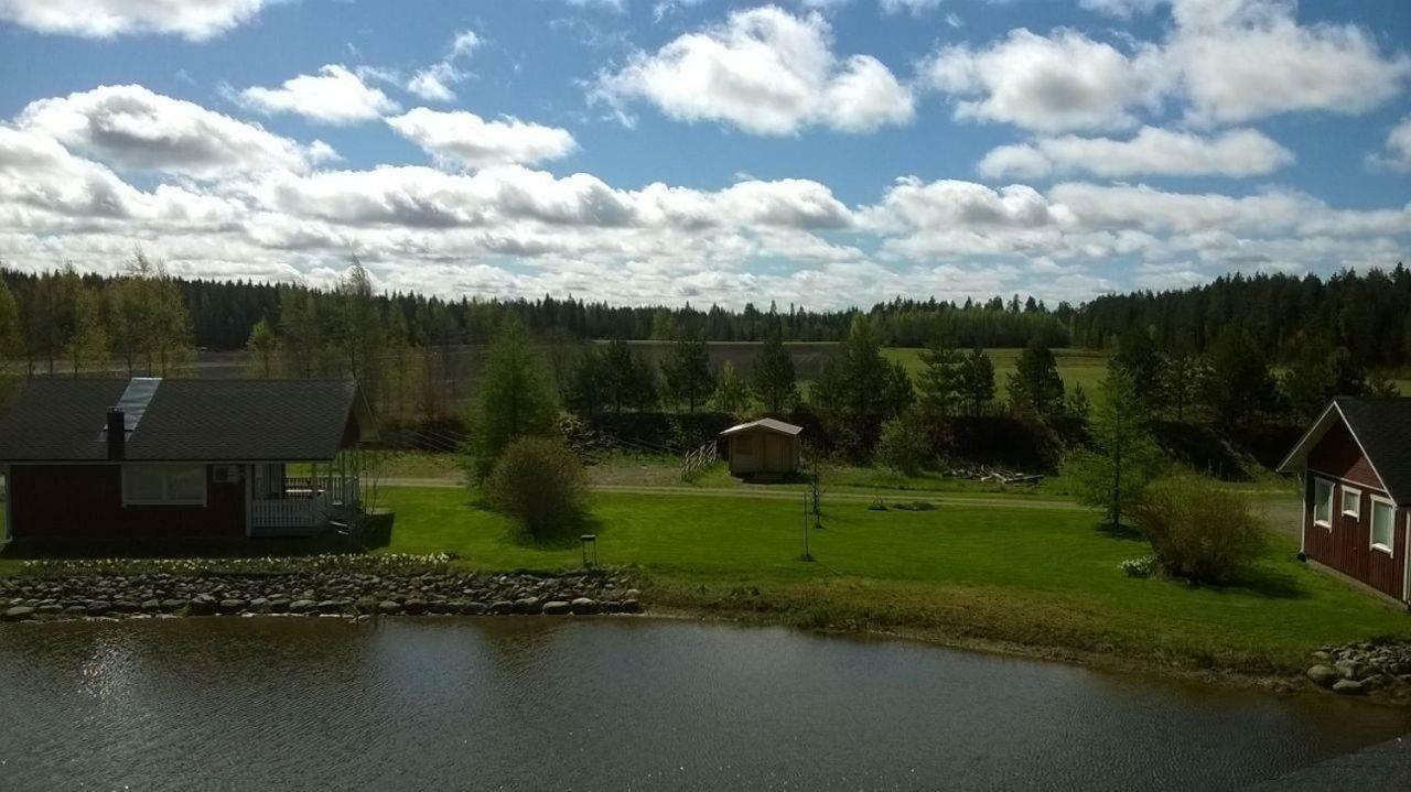 Hannunluhdan Lomamoekit Karijoki Buitenkant foto