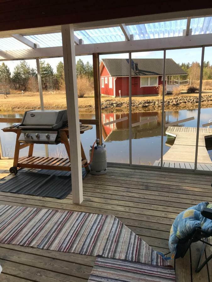 Hannunluhdan Lomamoekit Karijoki Buitenkant foto